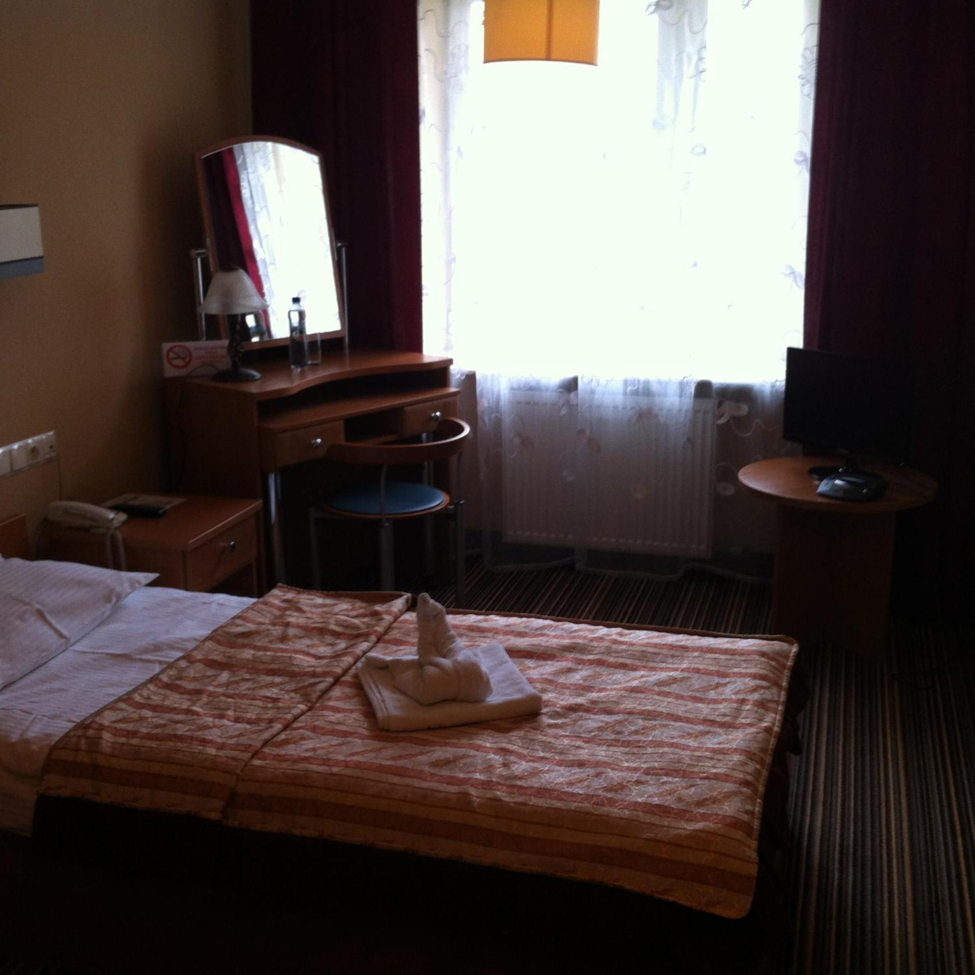 Hotel Partner Minsk Mazowiecki Room photo